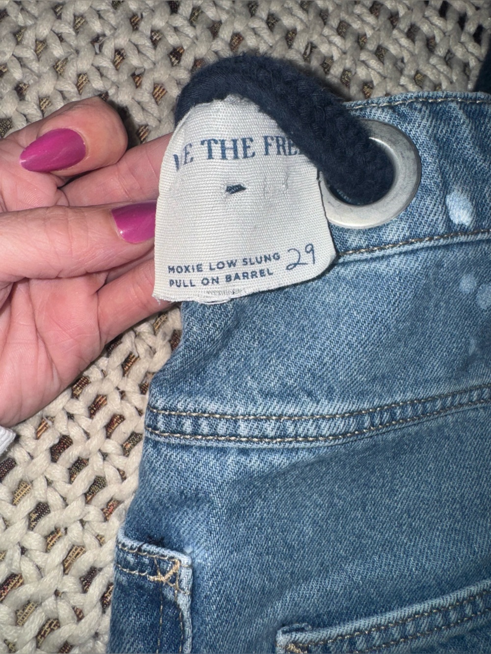 We The Free Moxie Pull-On Barrel Jeans timeless blue - Picture 3 of 4